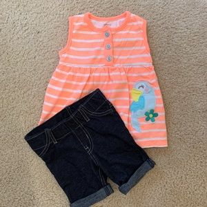 Sz 12m baby girl Carters onesie and short set